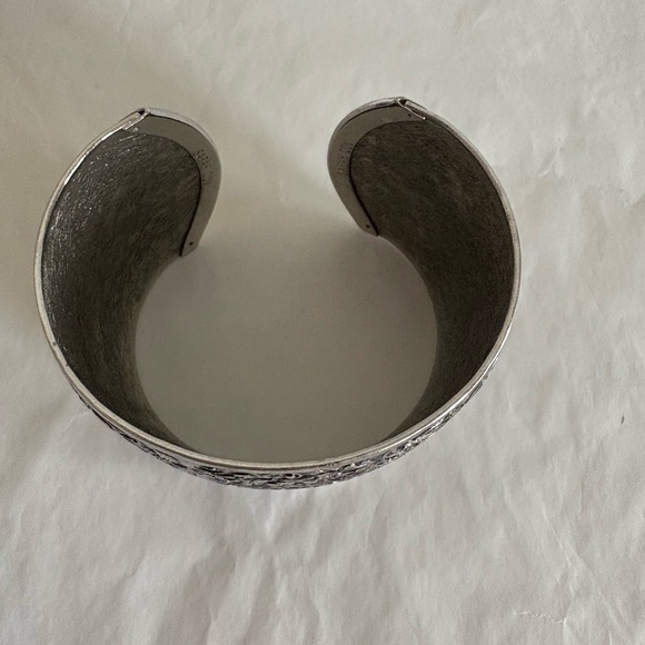 Vintage Sarah Coventry Bracelet Fashion Cuff in pewter from 1973 - Picture 10 of 10